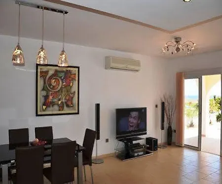 Sunrise Frontline Apartment