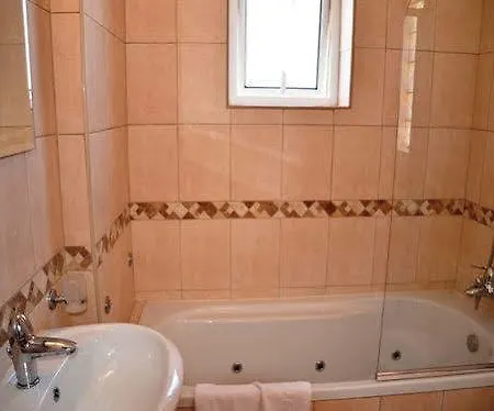 Sunrise Frontline Apartment